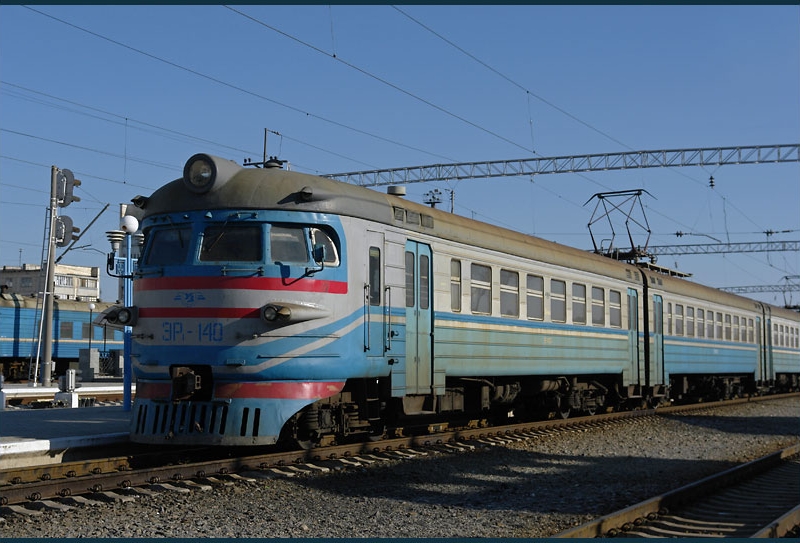 Фото: Электрички ЭР1 . Жизнь после СССР.