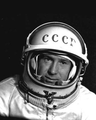 Фото: Космонавт Леонов