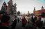 Выпускники танцуют на Красной площади